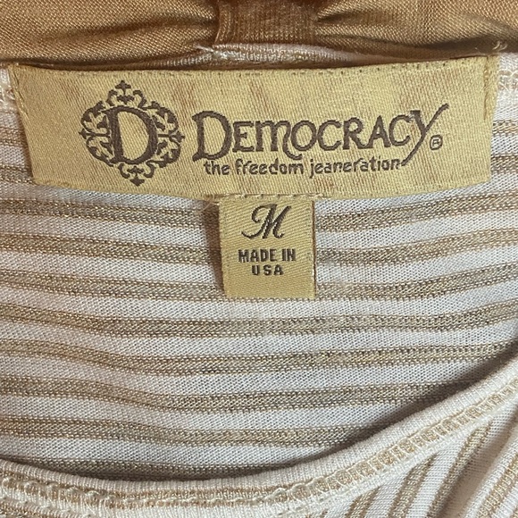Democracy Blouse Size Medium - Picture 6 of 6